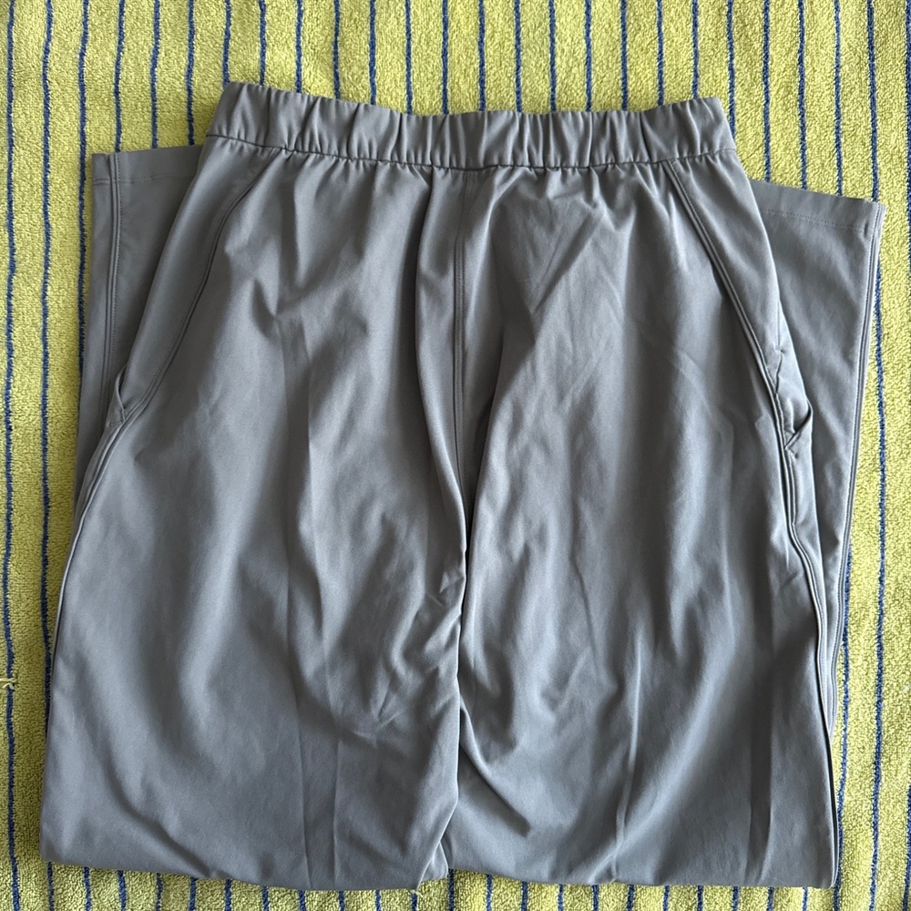 Lululemon Essential High-Rise Trouser Size 6 Pants - Picture 5 of 11
